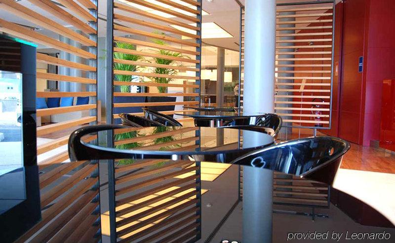 Sea Art Hotel Vado Ligure Bagian luar foto