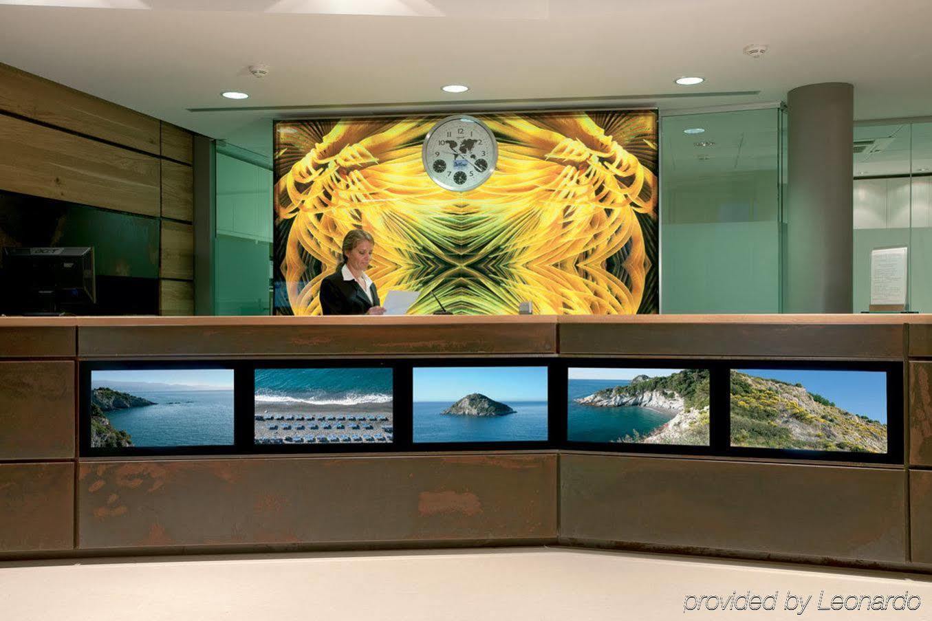 Sea Art Hotel Vado Ligure Bagian luar foto